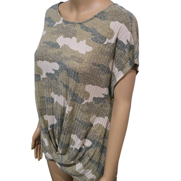 Another Reason Camouflage Waffle Knit Top Medium - Picture 2 of 6